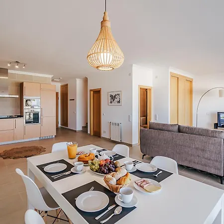 Appartement Beachfront Atlantic View A09 *